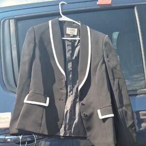 Kasper Black Blazer with White Trim - Women's Sport Coat